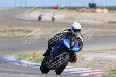 media/May-09-2022-Lets Ride (Mon) [[4de522fb14]]/Group B/Session 1 (Phil Hill)/